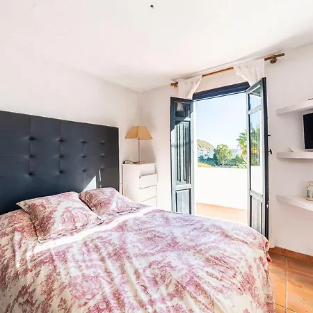 Casa La Cupula Agua Amarga (Almeria)
